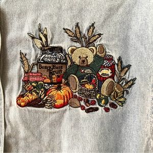 VINTAGE women's denim embroidered shirt Beary Bast Fruit Bear Pumpkin Corn LARGE